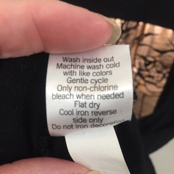 Apt 9 rose cold flower short sleeve shirt - Picture 6 of 7